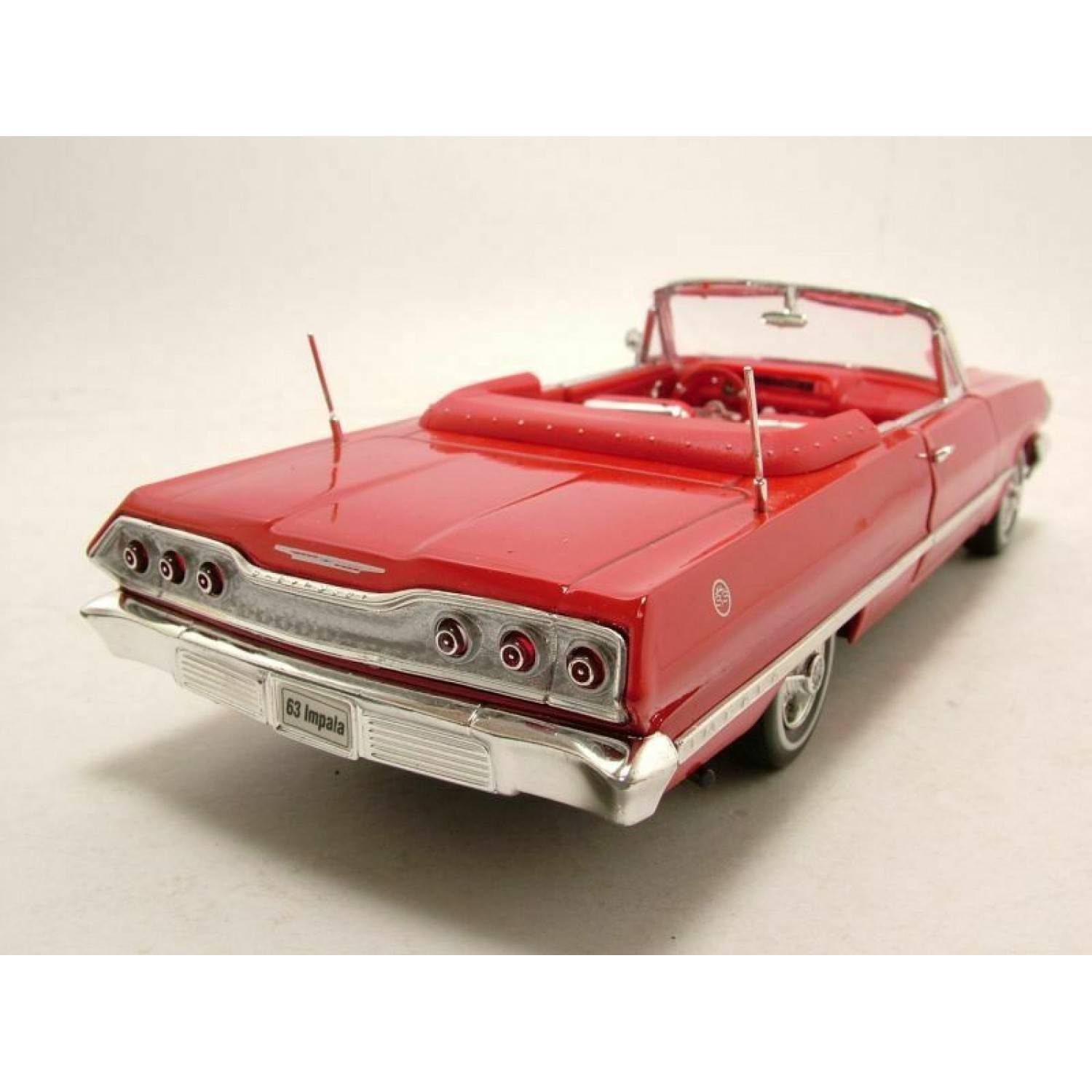 Welly 1:24 1963 Chevrolet Impala Model Araba